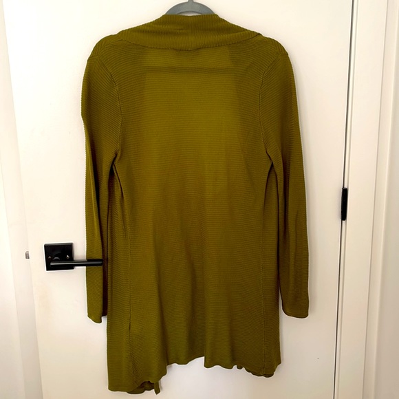 OLIVE GREEN SWEATER - Picture 3 of 3